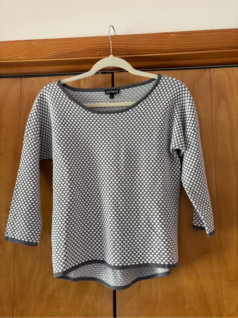 Express Women's Gray & White Polka Dot Sweater